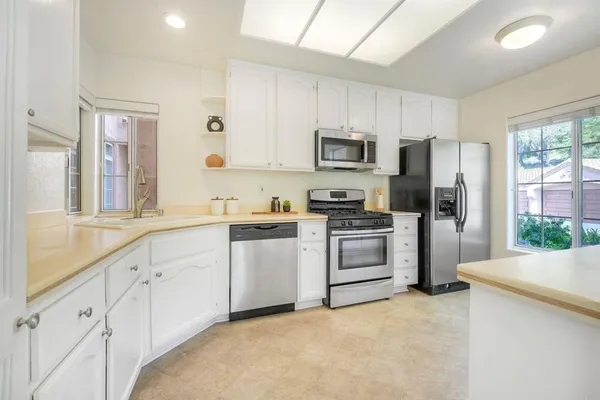 $665,000 | 3575 Cameo Drive, Unit 43, Oceanside, CA 92056