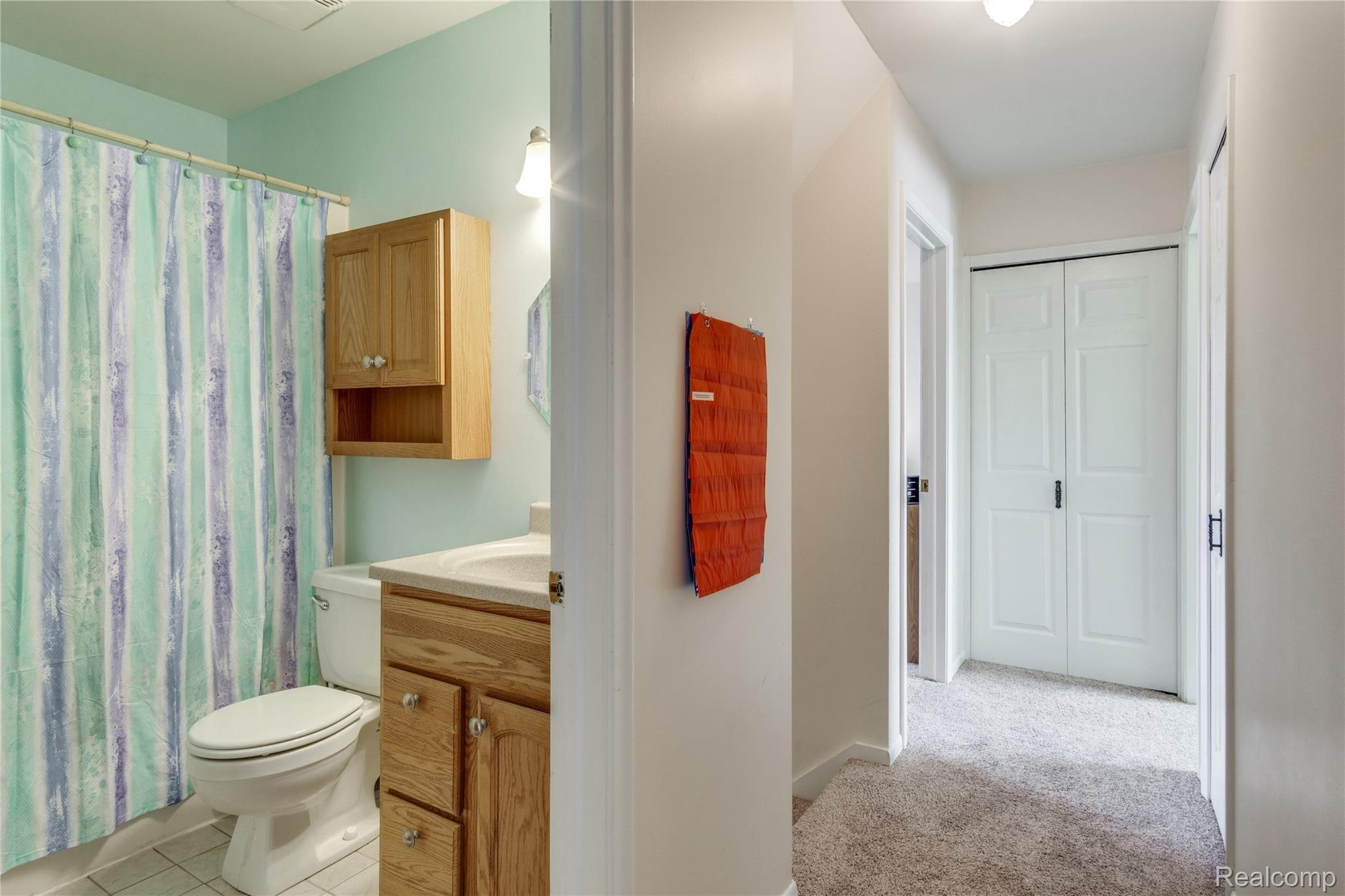 5243 Lethbridge Road Grand Blanc, MI 48439 - Photo 19 of 29 Interiors (18 of 34).jpg