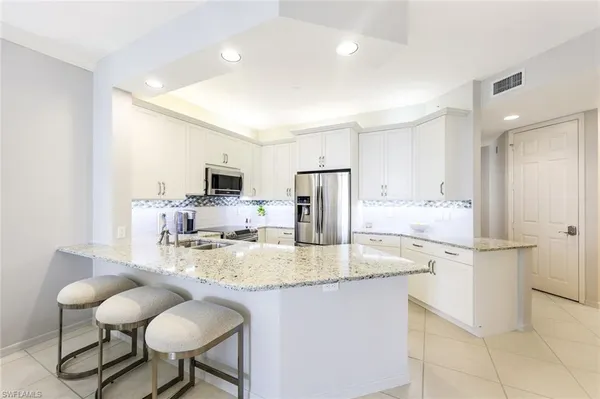 $14,000 | 400 Flagship Drive, Unit 908, Naples, FL 34108