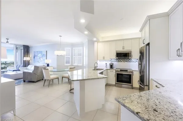 $14,000 | 400 Flagship Drive, Unit 908, Naples, FL 34108