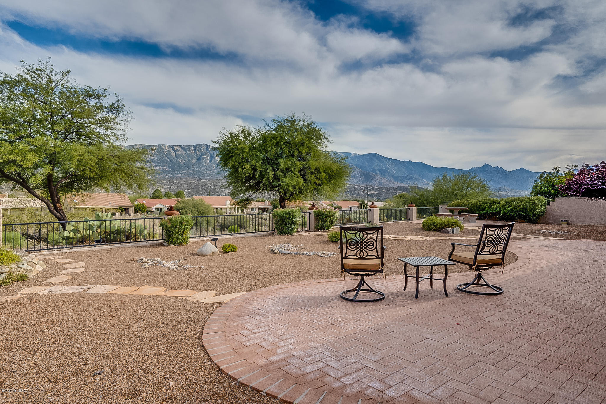 37965 South Stone Ridge Drive Tucson, AZ 85739 - Photo 3 of 45
