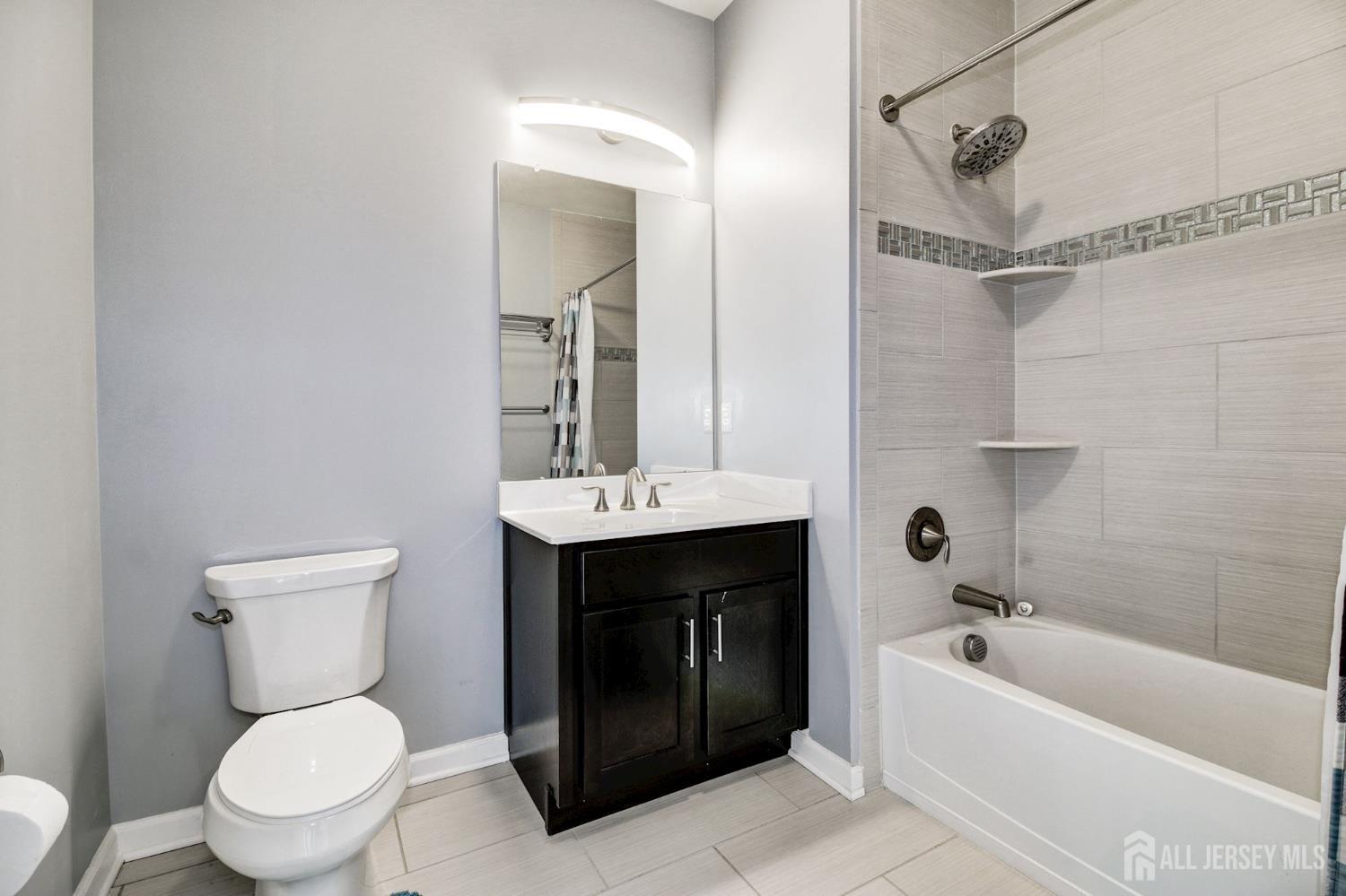 643 Strassle Way, Unit 643 South Plainfield, NJ 07080 - Photo 18 of 22