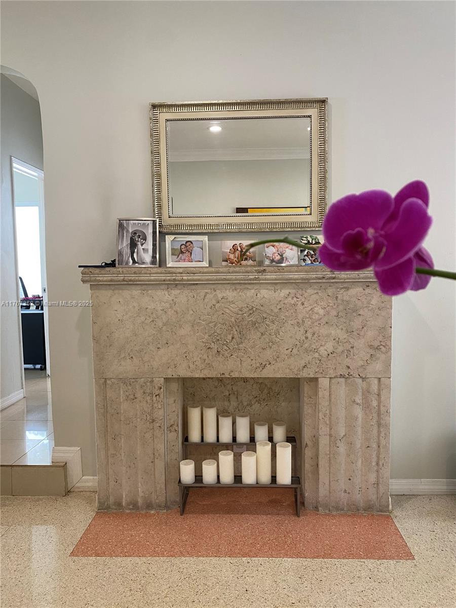 790 Southwest 21st Road Miami, FL 33129 - Photo 26 of 83 Living room