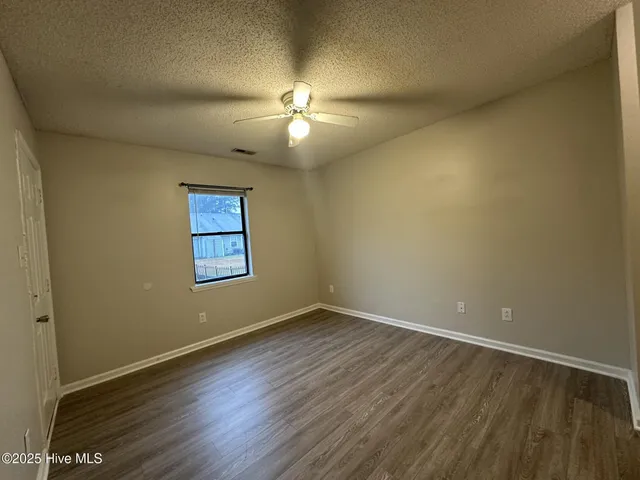 $1,000 | 147 Marlene Drive, Jacksonville, NC 28546