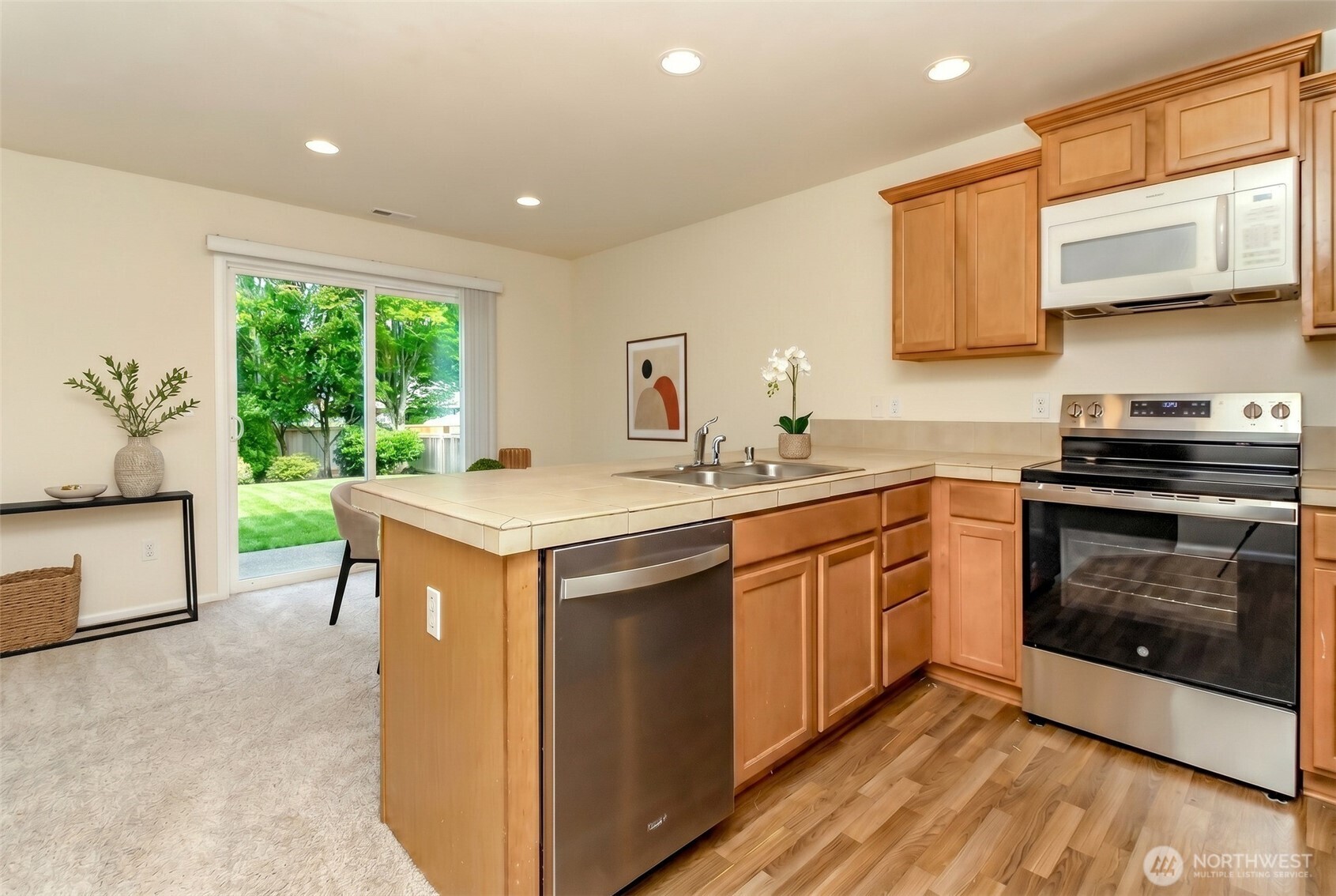 3692 London Loop Northeast Lacey, WA 98516 - Photo 11 of 36