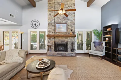 $899,900 | 1184 Smoke River Way, Sacramento, CA 95831