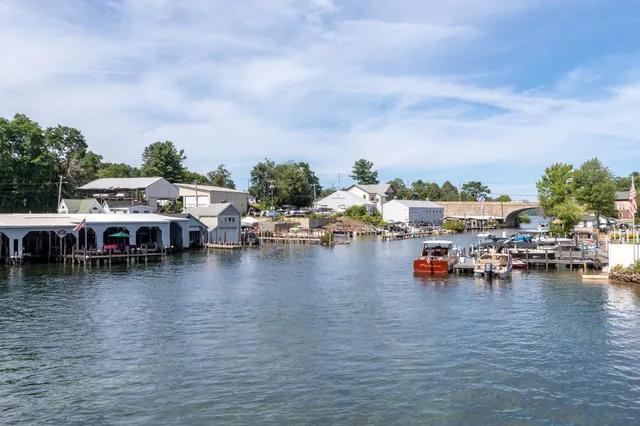 $664,000 | 1152 Weirs Boulevard, Unit 7, Laconia, NH 03246