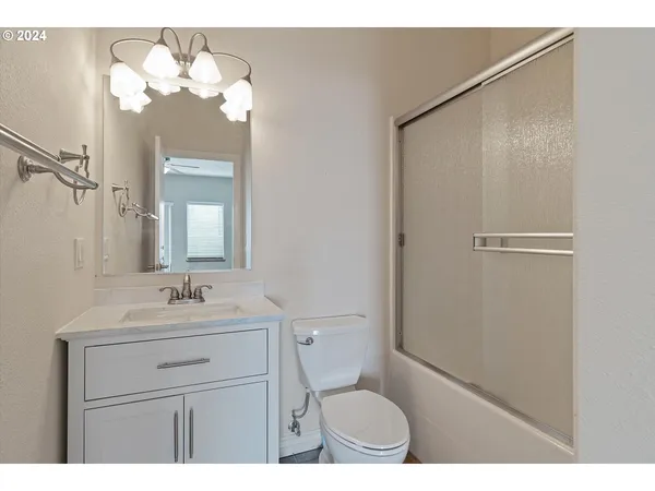 $897,000 | 1933 Southwest Coast Avenue, Lincoln City, OR 97367