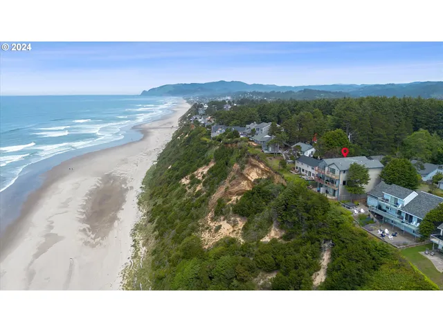 $897,000 | 1933 Southwest Coast Avenue, Lincoln City, OR 97367