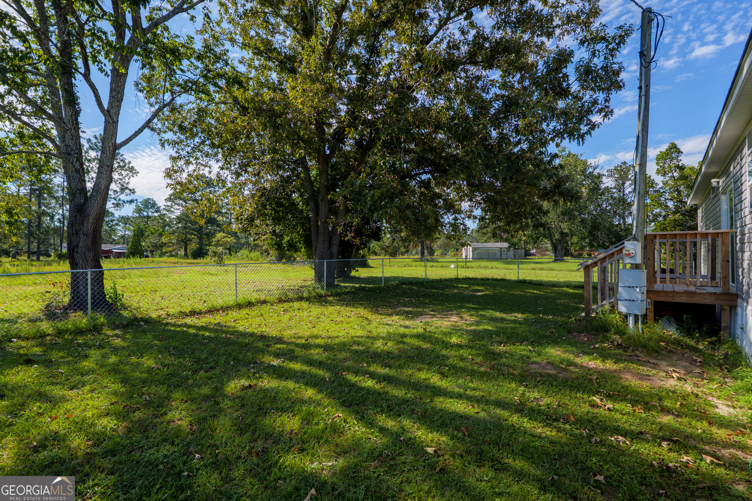 6054 Glenn Road Valdosta, GA 31606 - Photo 35 of 41 a view of a park with large trees