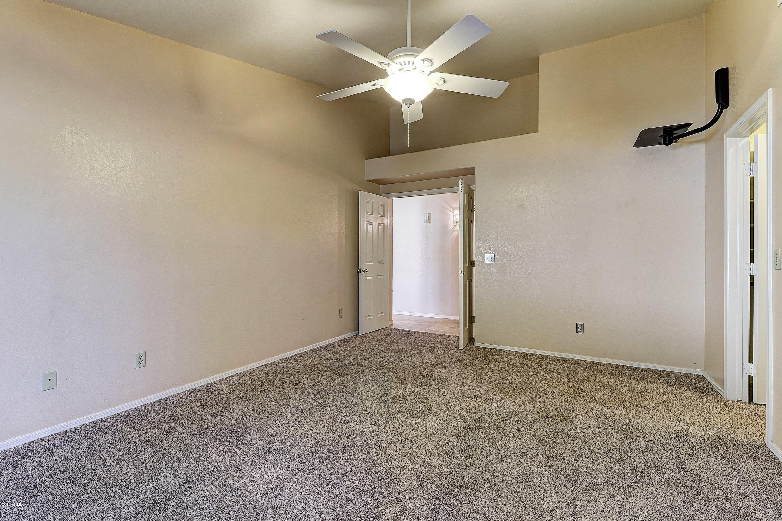 7818 West Boca Raton Road Peoria, AZ 85381 - Photo 15 of 32 Gallery Image 15