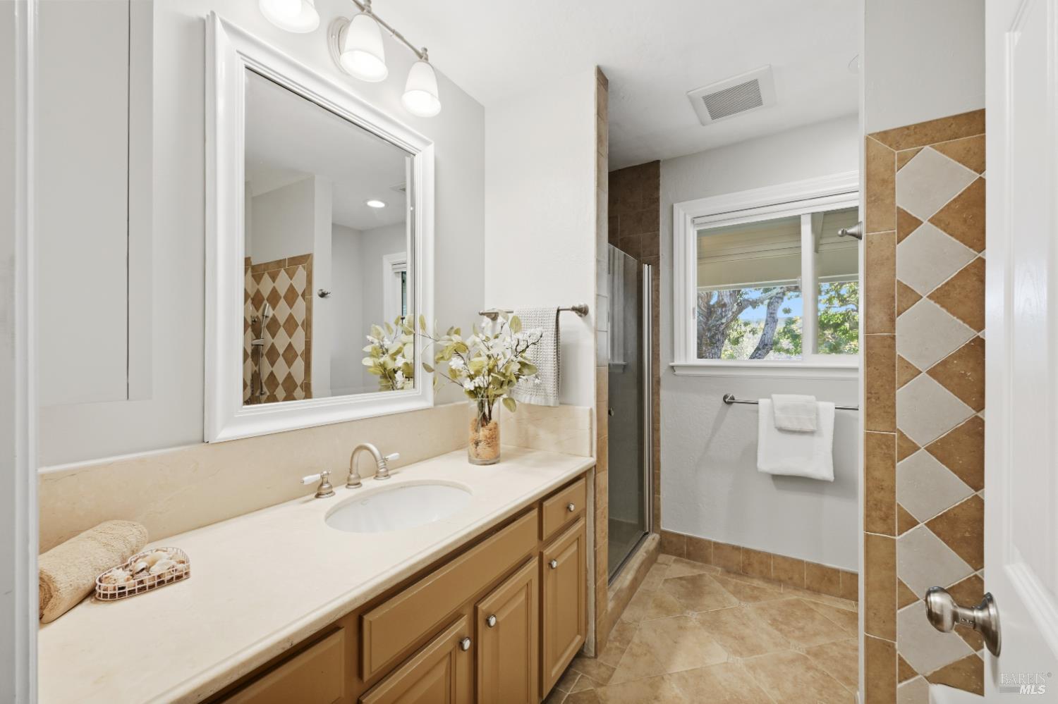 46 McNear Drive San Rafael, CA 94901 - Photo 27 of 50