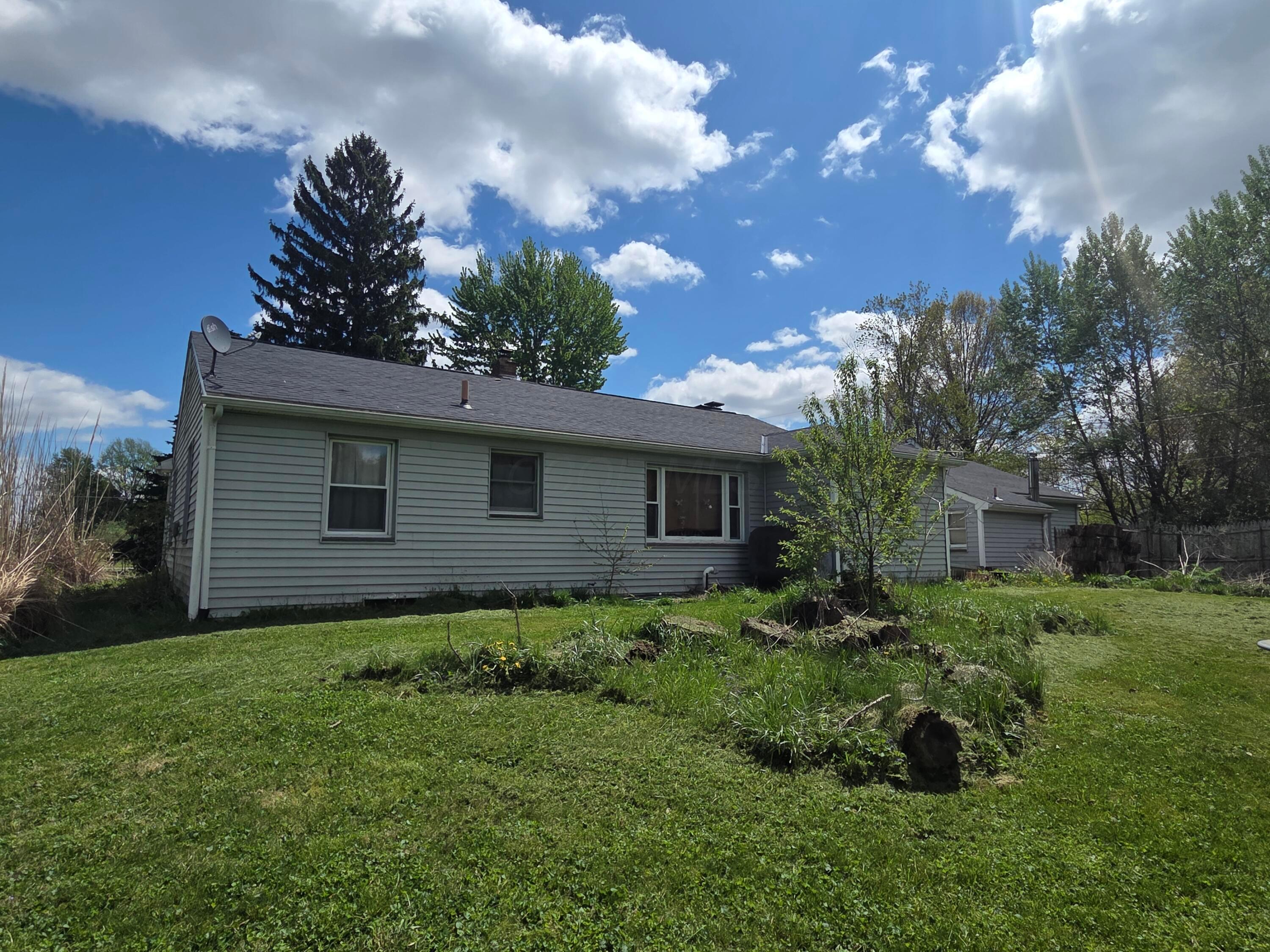 10784 Watkins Road Southwest Pataskala, OH 43062 - Photo 6 of 28 20260420_125156