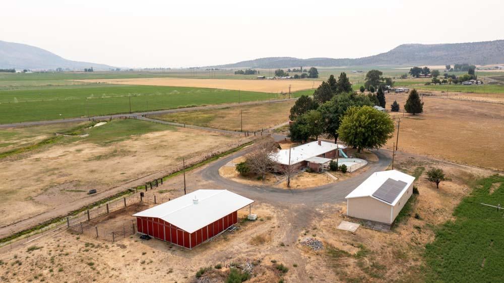 13580 Springlake Road Klamath Falls, OR 97603 - Photo 51 of 63 13580SpringLakeRd.-57