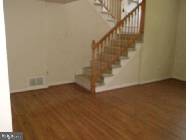 11900 Harp Road Hagerstown, MD 21742 - Photo 10 of 16 Living Room