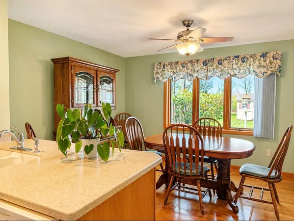 $2,400 | 209 Vivian Lane, Vestal, NY 13850