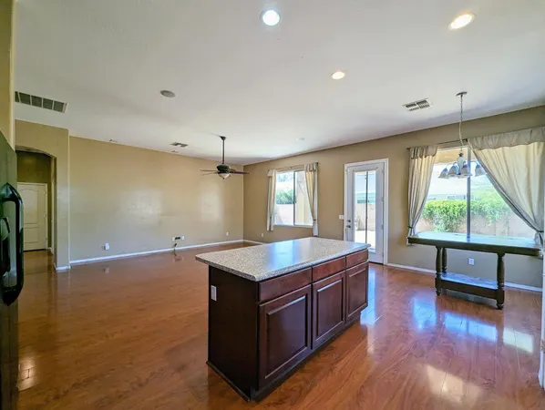 $2,398 | 3310 West Latona Road, Laveen, AZ 85339