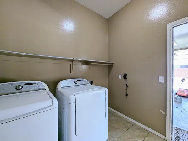 $2,398 | 3310 West Latona Road, Laveen, AZ 85339