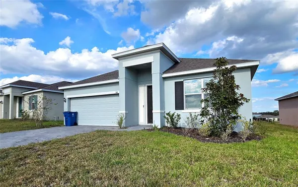 a front view of house with yard