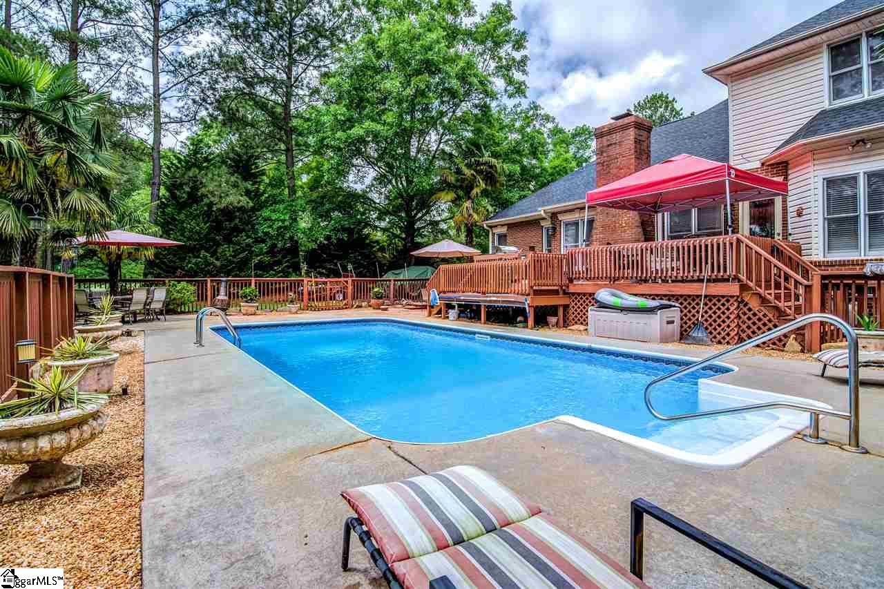 414 Quail Hollow Road Anderson, SC 29621 - Photo 5 of 36 Gallery Image 5