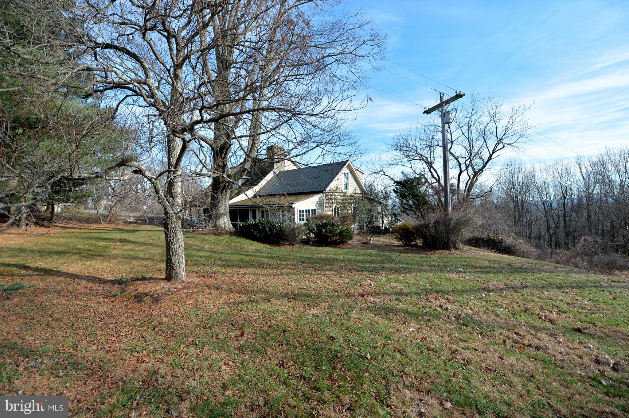 34973 Sunny Ridge Road Round Hill, VA 20141 - Photo 11 of 52 Gallery Image 11