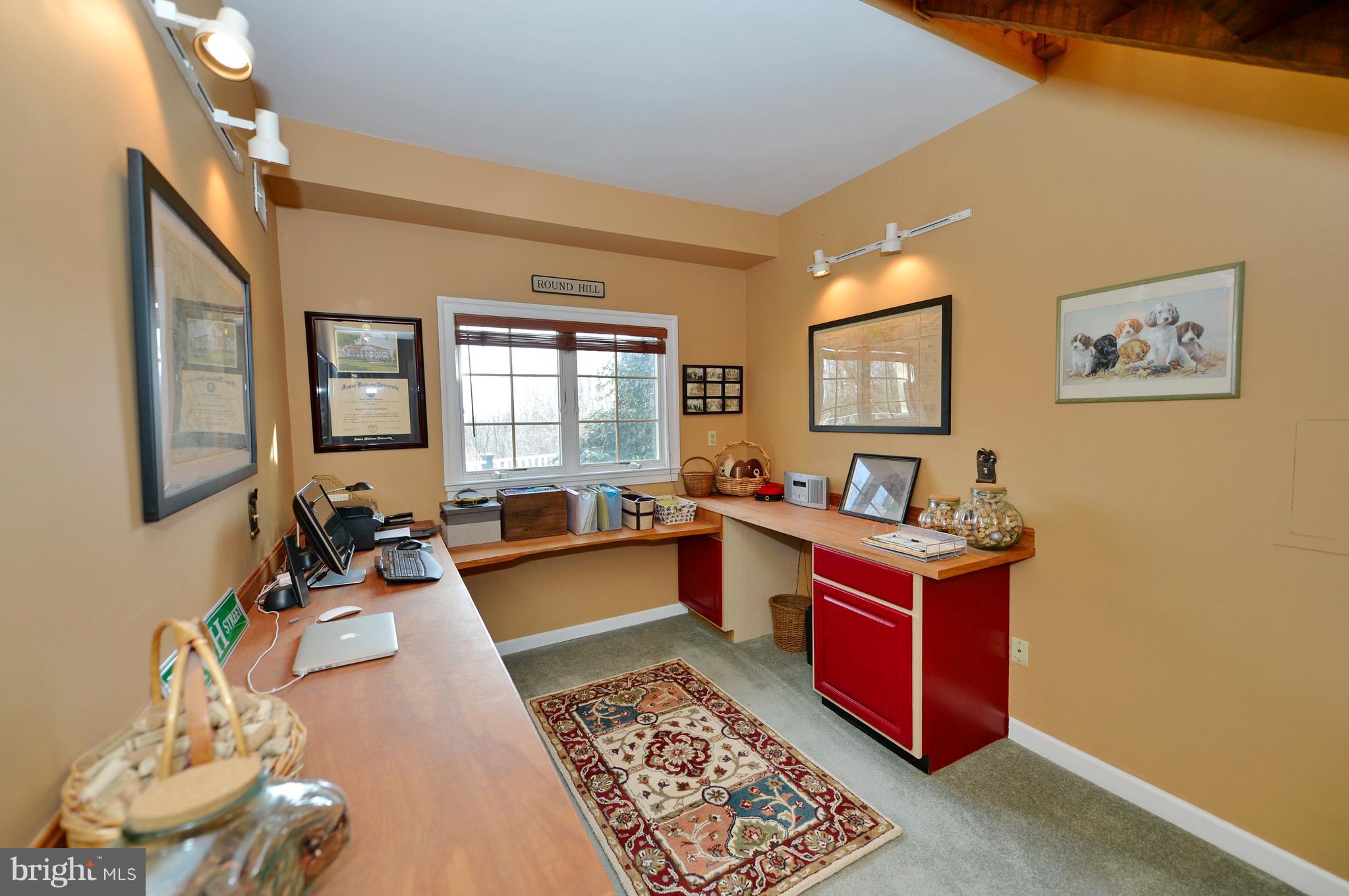34973 Sunny Ridge Road Round Hill, VA 20141 - Photo 16 of 52 Home Office view 2