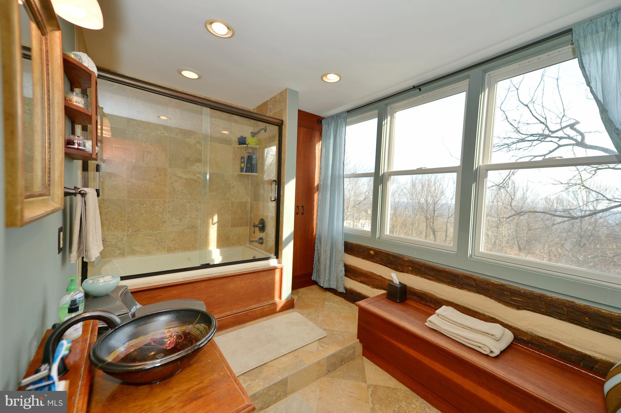 34973 Sunny Ridge Road Round Hill, VA 20141 - Photo 34 of 52 Upper Level Log Cabin Full Bath