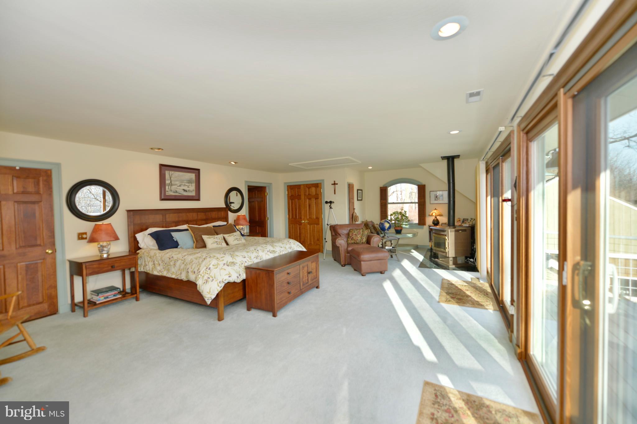 34973 Sunny Ridge Road Round Hill, VA 20141 - Photo 39 of 52 Upper level second master suite