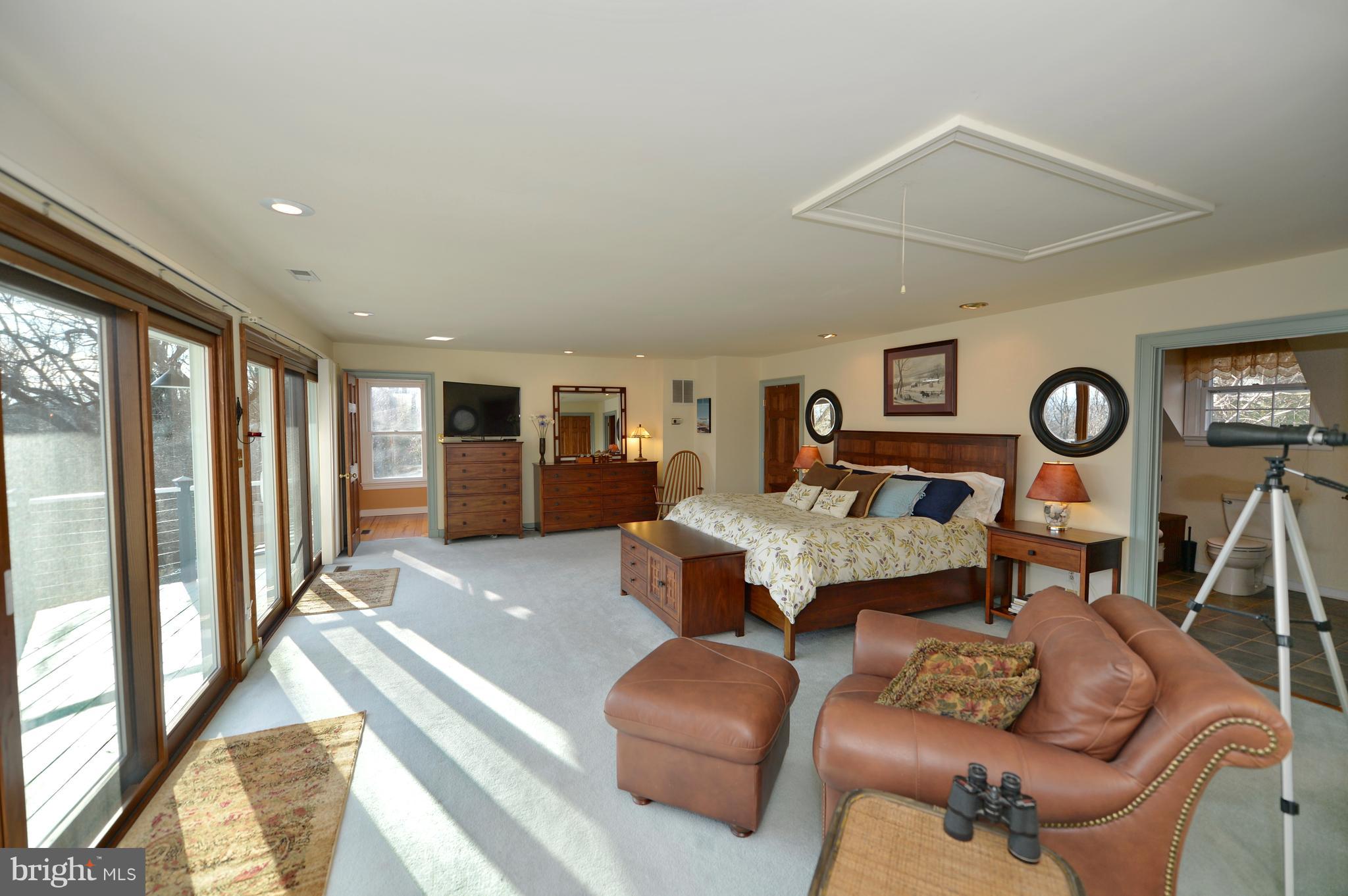 34973 Sunny Ridge Road Round Hill, VA 20141 - Photo 41 of 52 Upper level second master bedroom view 3