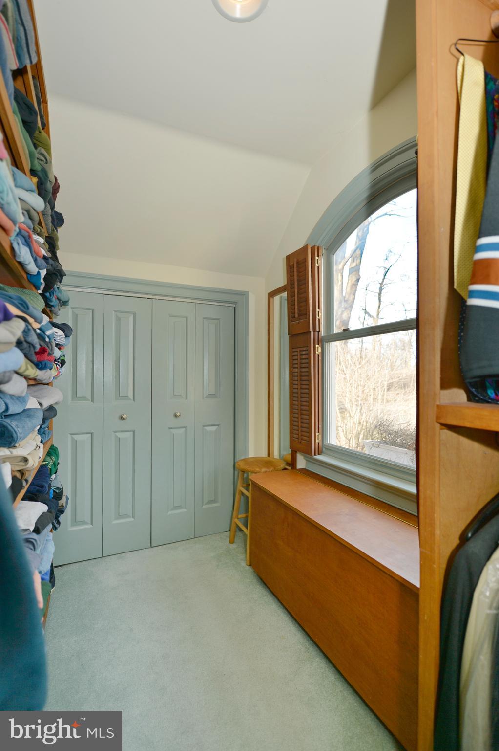 34973 Sunny Ridge Road Round Hill, VA 20141 - Photo 45 of 52 Upper level second master walk-in closet view 1