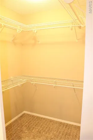 $169,900 | 927 Claytonbrook Drive, Unit 3, Ballwin, MO 63011