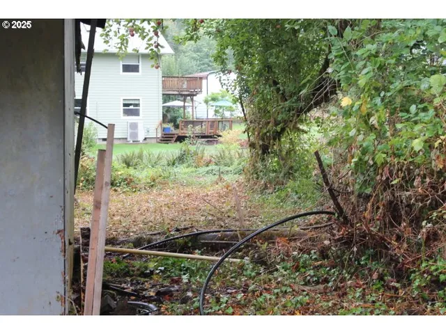 $465,000 | 21620 Glaze Road, Veneta, OR 97487