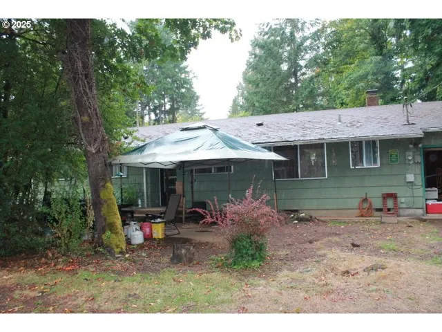 $465,000 | 21620 Glaze Road, Veneta, OR 97487