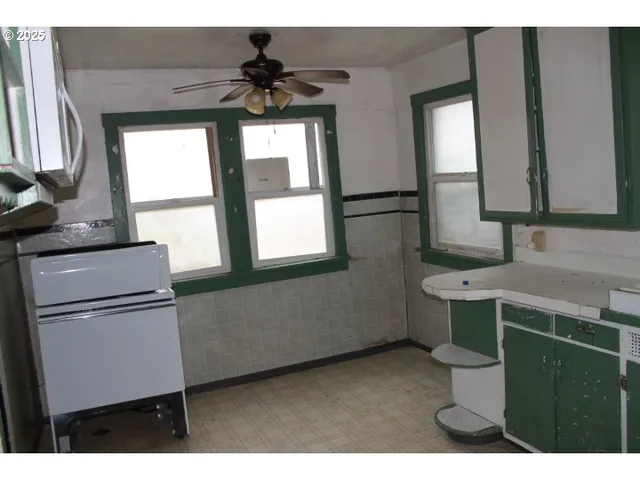 $465,000 | 21620 Glaze Road, Veneta, OR 97487