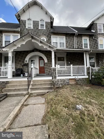$2,100 | 429 South 9th Street, Perkasie, PA 18944