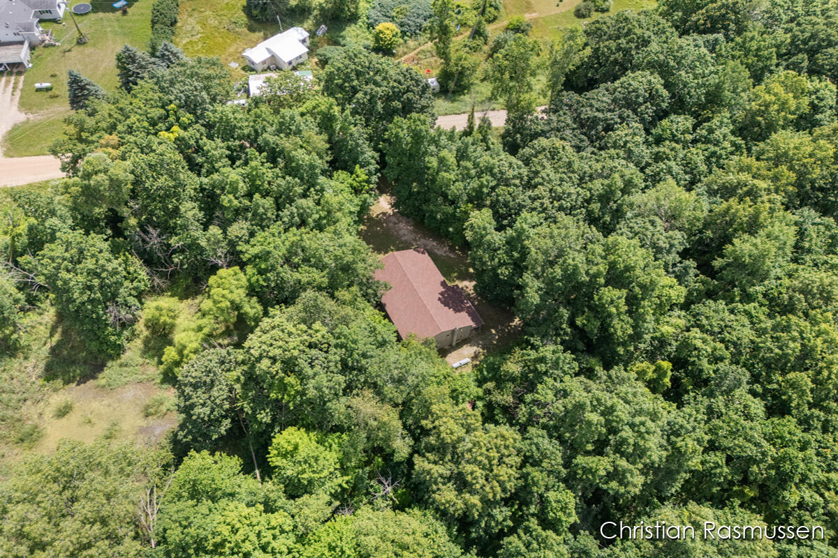 18 Dick Road Fenwick, MI 48834 - Photo 22 of 32 Pole Barn Aerial