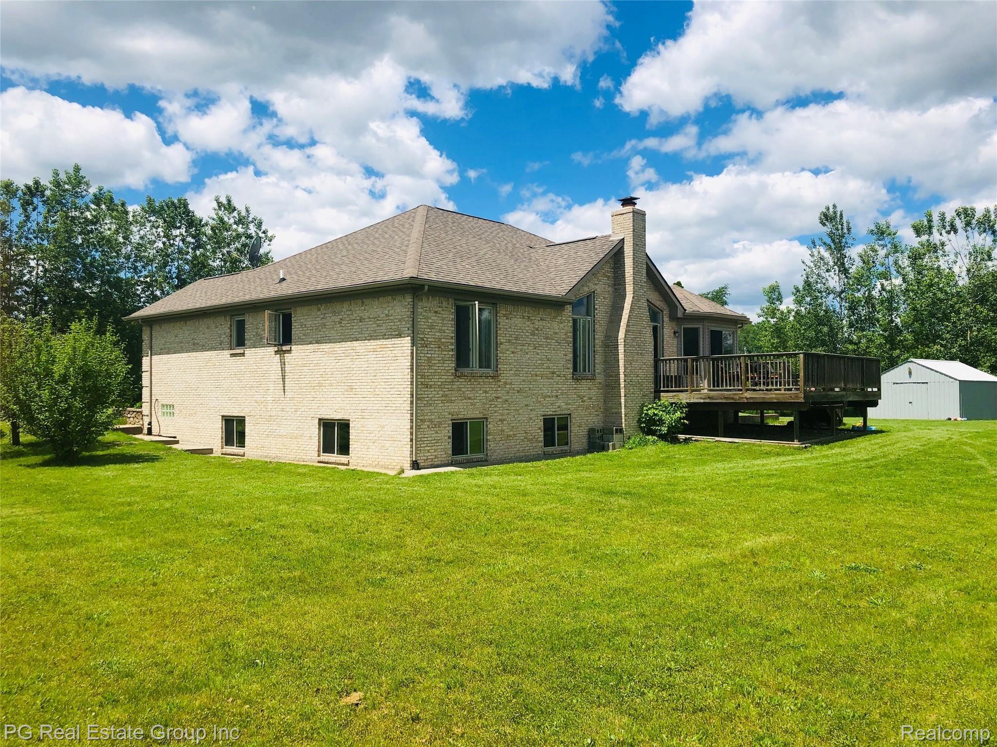4969 Sandhill Road Almont, MI 48003 - Photo 13 of 48 IMG_4843 2.jpg