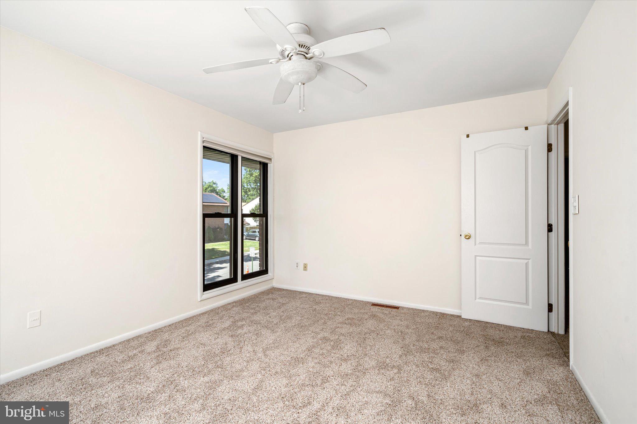19 Overton Road East Windsor, NJ 08520 - Photo 14 of 34 Gallery Image 14