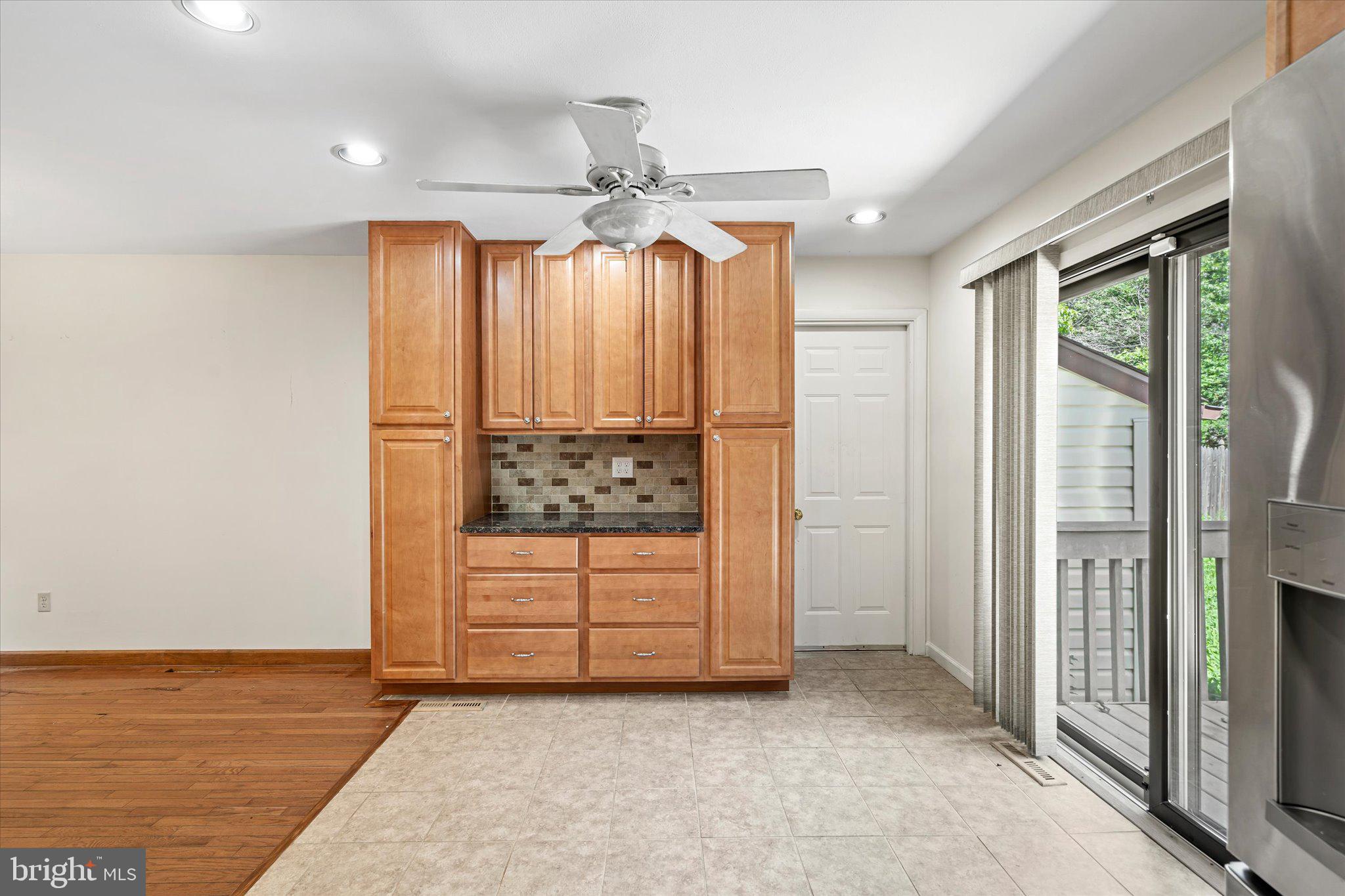 19 Overton Road East Windsor, NJ 08520 - Photo 10 of 34 Gallery Image 10