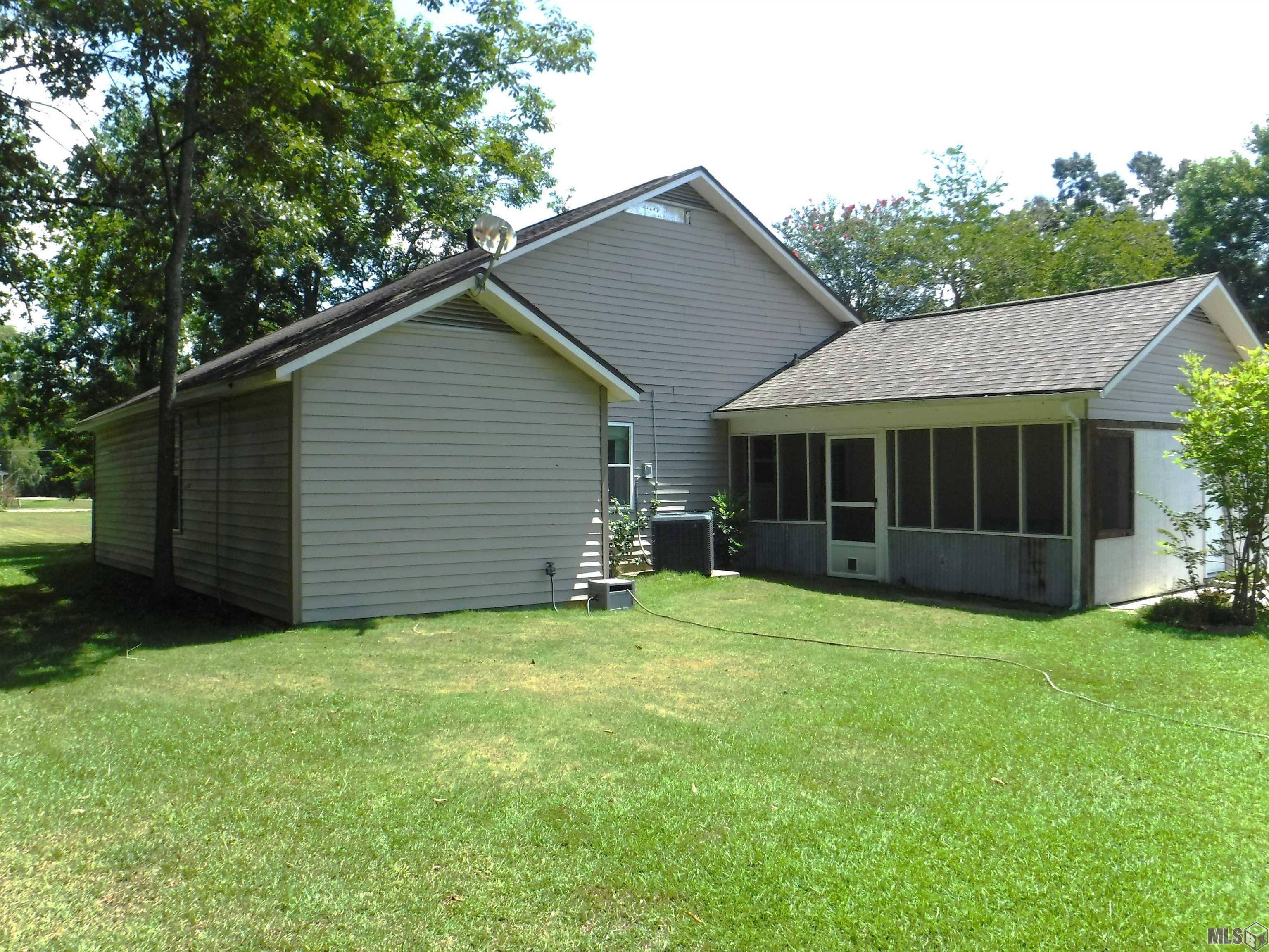 8369 Phillips Road St. Amant, LA 70774 - Photo 14 of 18