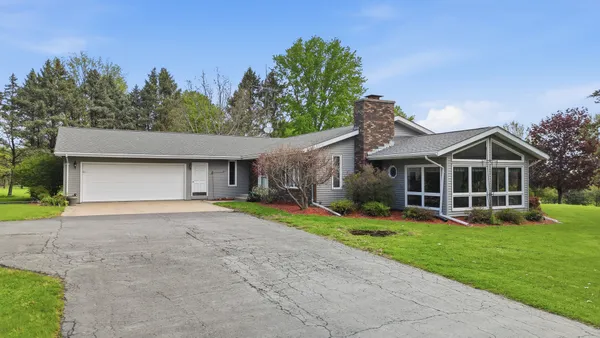 $269,900 | 10602 West Birdie Court, Polo, IL 61064