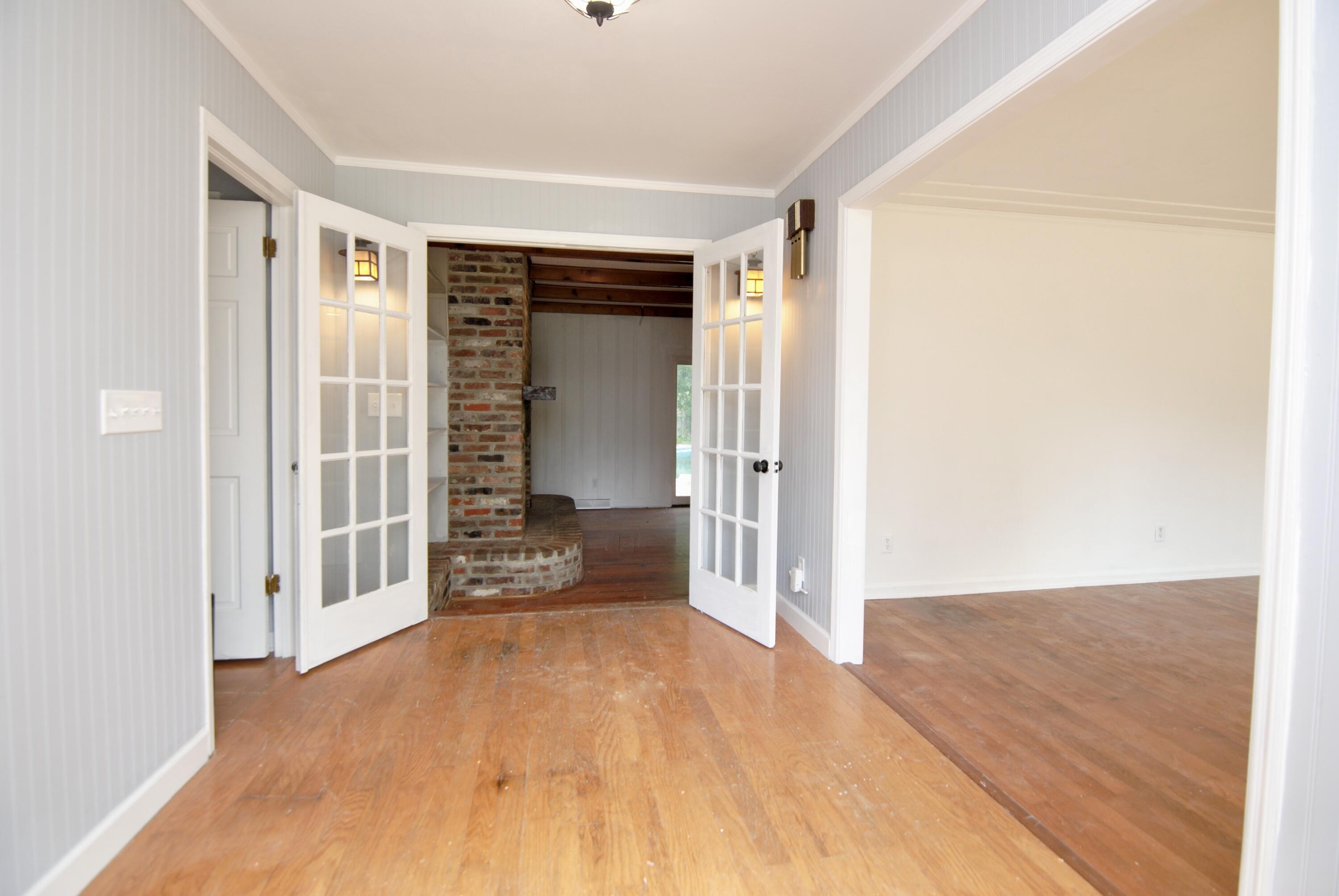 1215 Old Fort Road Moncks Corner, SC 29461 - Photo 4 of 21 6CE8C98E-F595-4980-B1E9-4C7675860844_1_2