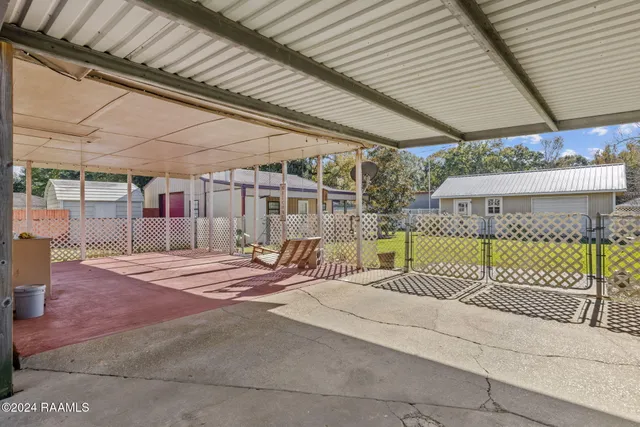 $145,000 | 903 South Shireview Circle, Abbeville, LA 70510