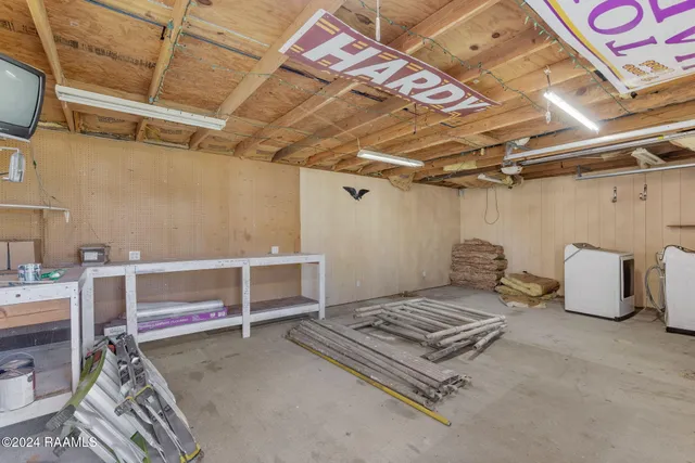 $145,000 | 903 South Shireview Circle, Abbeville, LA 70510