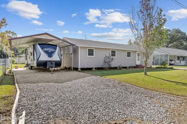 $145,000 | 903 South Shireview Circle, Abbeville, LA 70510