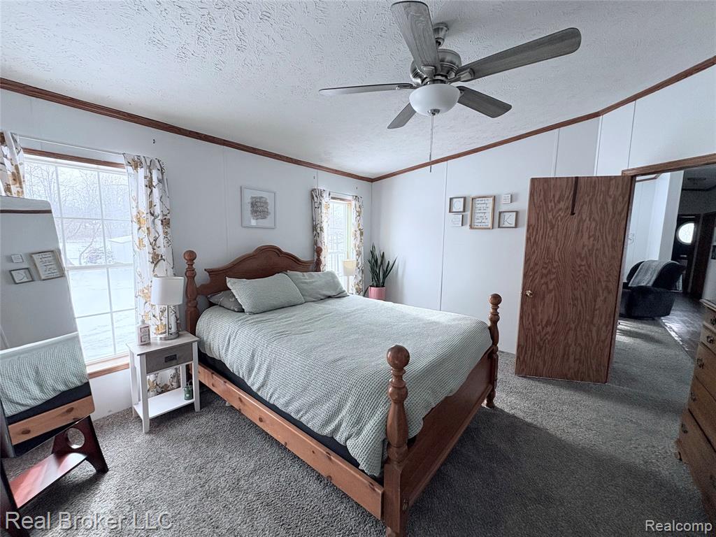 6054 Lapeer Road Burton, MI 48509 - Photo 10 of 14 Gallery Image 10
