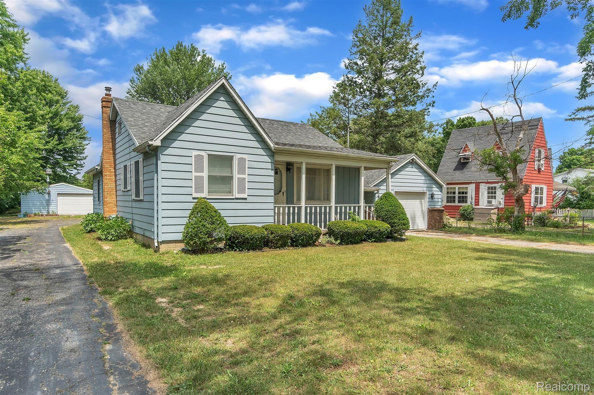 4168 West Wilson Road Clio, MI 48420 - Photo 4 of 42 04-4168-W-Wilson-Rd-WindowStill-Rea.jpg