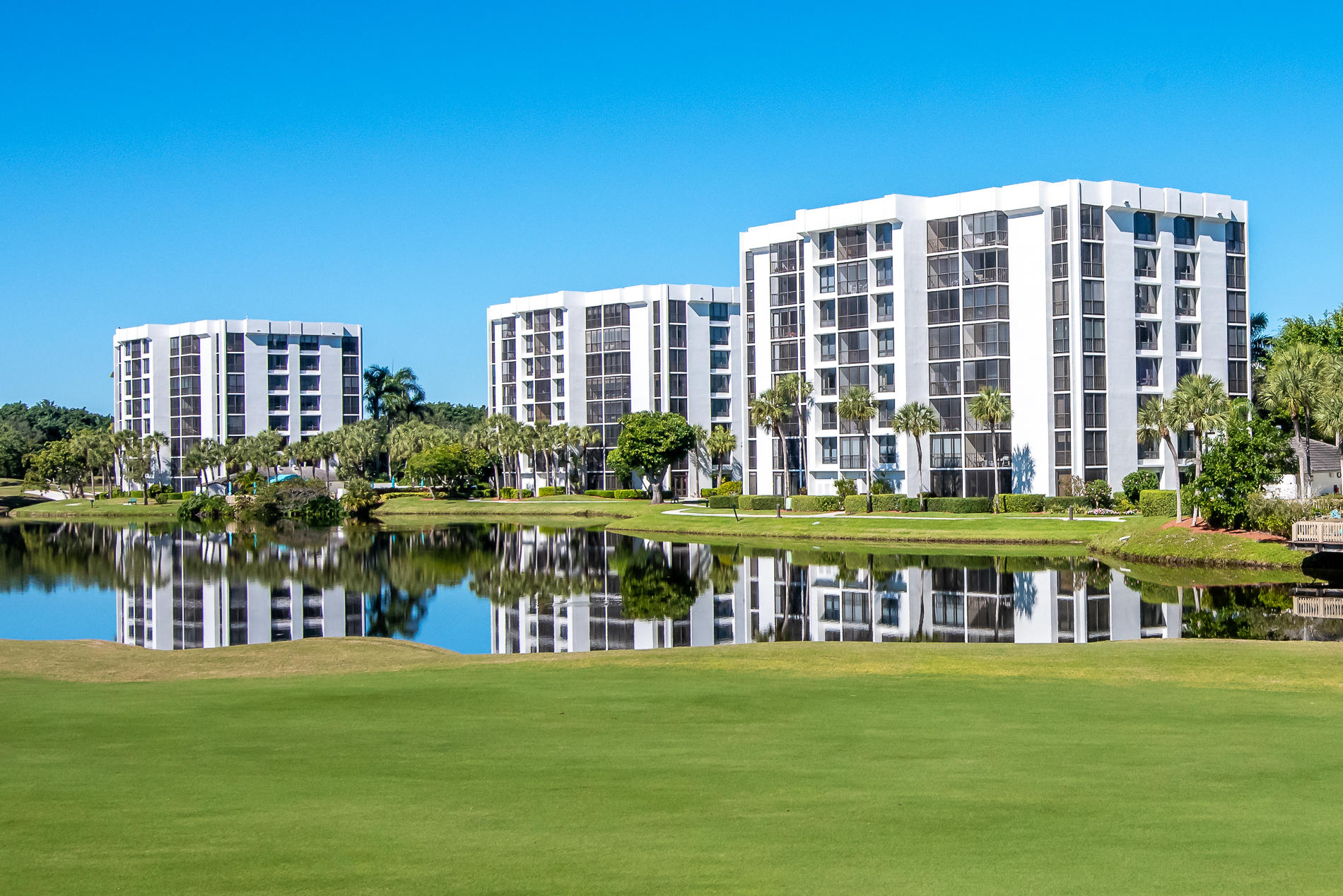 7802 Lakeside Boulevard, Unit 784 Boca Raton, FL 33434 - Photo 1 of 41 Building 7802