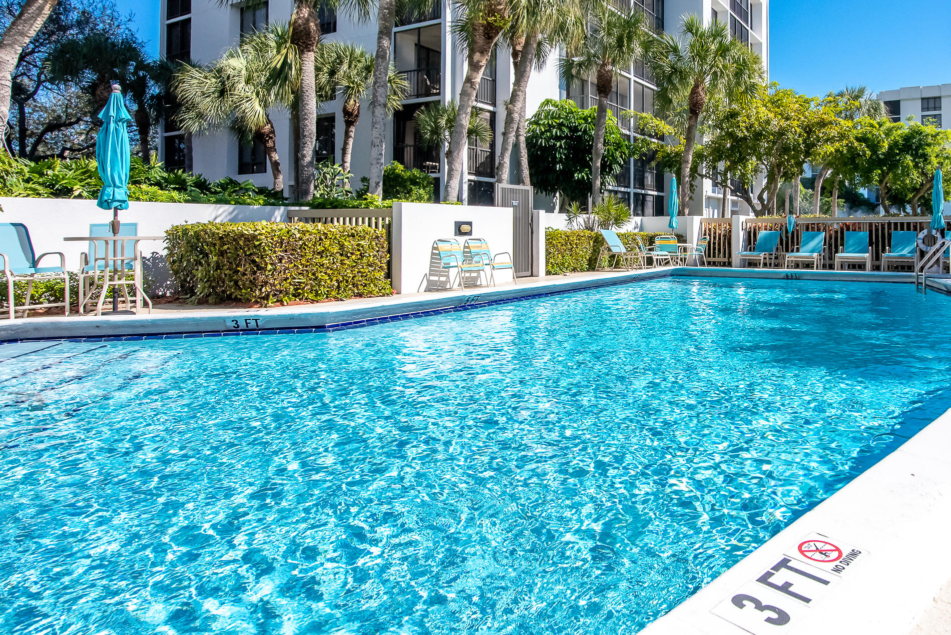 7802 Lakeside Boulevard, Unit 784 Boca Raton, FL 33434 - Photo 23 of 41 Community Pool