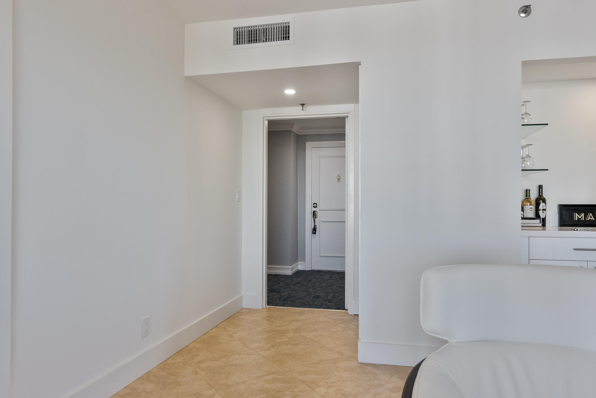 7802 Lakeside Boulevard, Unit 784 Boca Raton, FL 33434 - Photo 8 of 41 Entrance